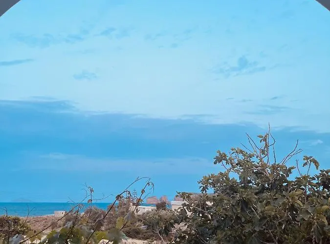 Anevalousa House בית נופש