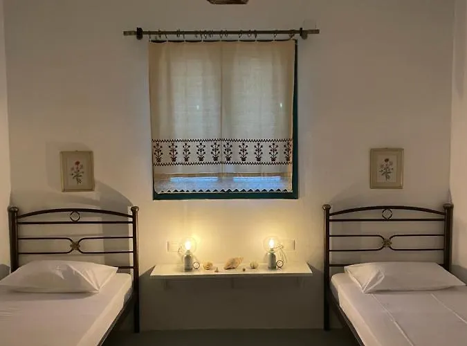 בית נופש Anevalousa House *