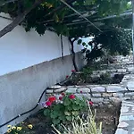 Anevalousa House Holiday home *