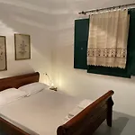 Dom wakacyjny Anevalousa House