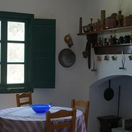 Vakantiehuis Anevalousa House Moutsoúna