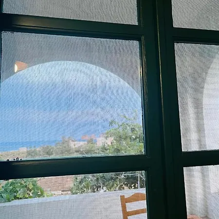 בית נופש Anevalousa House