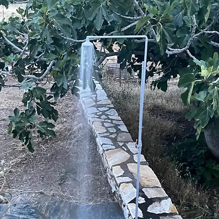 בית נופש Anevalousa House *