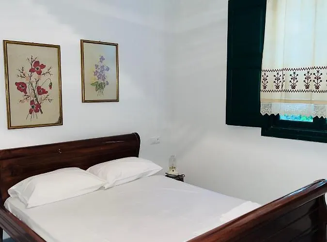 Anevalousa House Vakantiehuis *